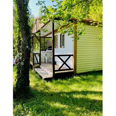 Charmant, Animaux Bienvenus - 4 Pers. - Api-1-52-2279 Camping Camon (Languedoc-Roussillon)