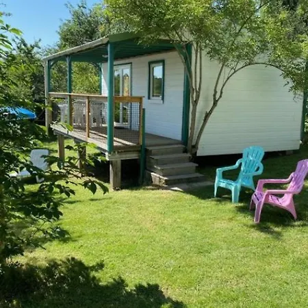 Charmant, Animaux Bienvenus - 4 Pers. - Api-1-52-2279 Camping Camon (Languedoc-Roussillon)